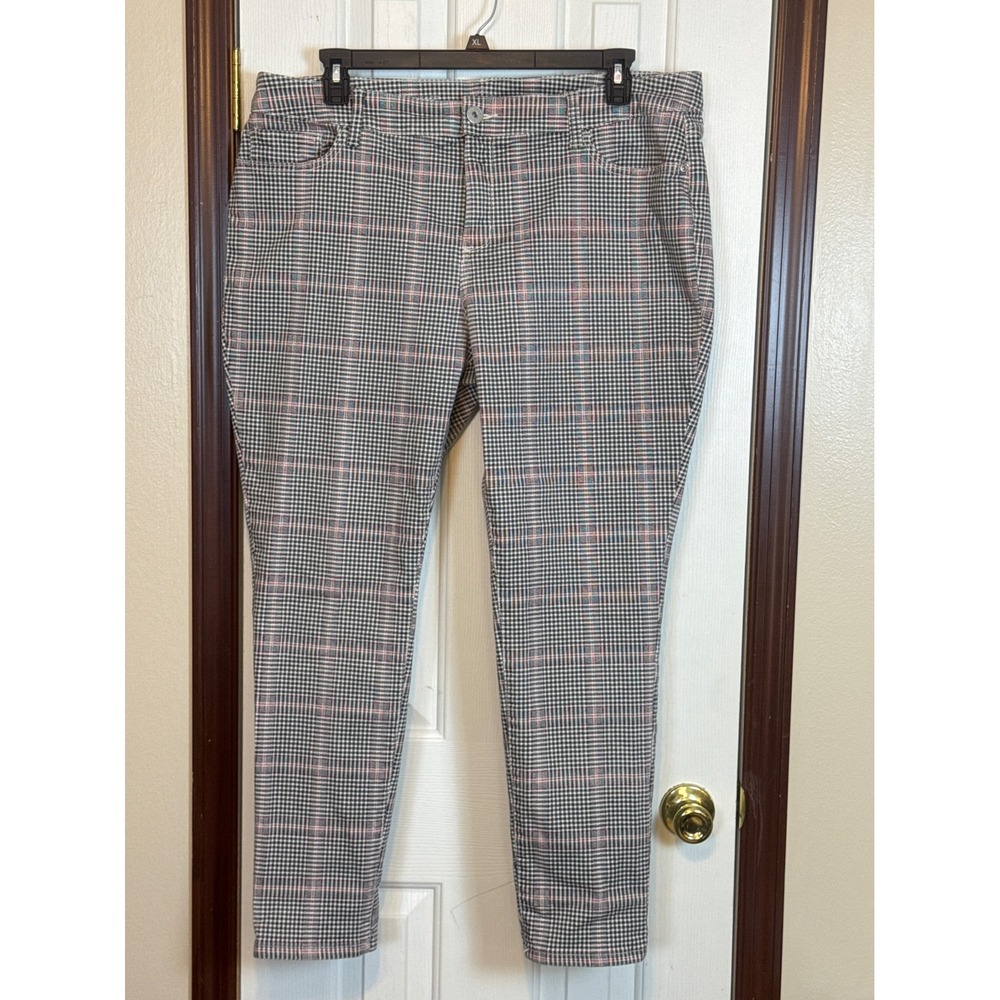 Plaid Slim Ankle Pants - Pink & Black